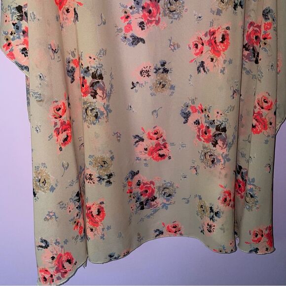 Live 4 Truth 3X Kimono Chiffon Cream Open Front Cardigan Pink Floral - Picture 10 of 10